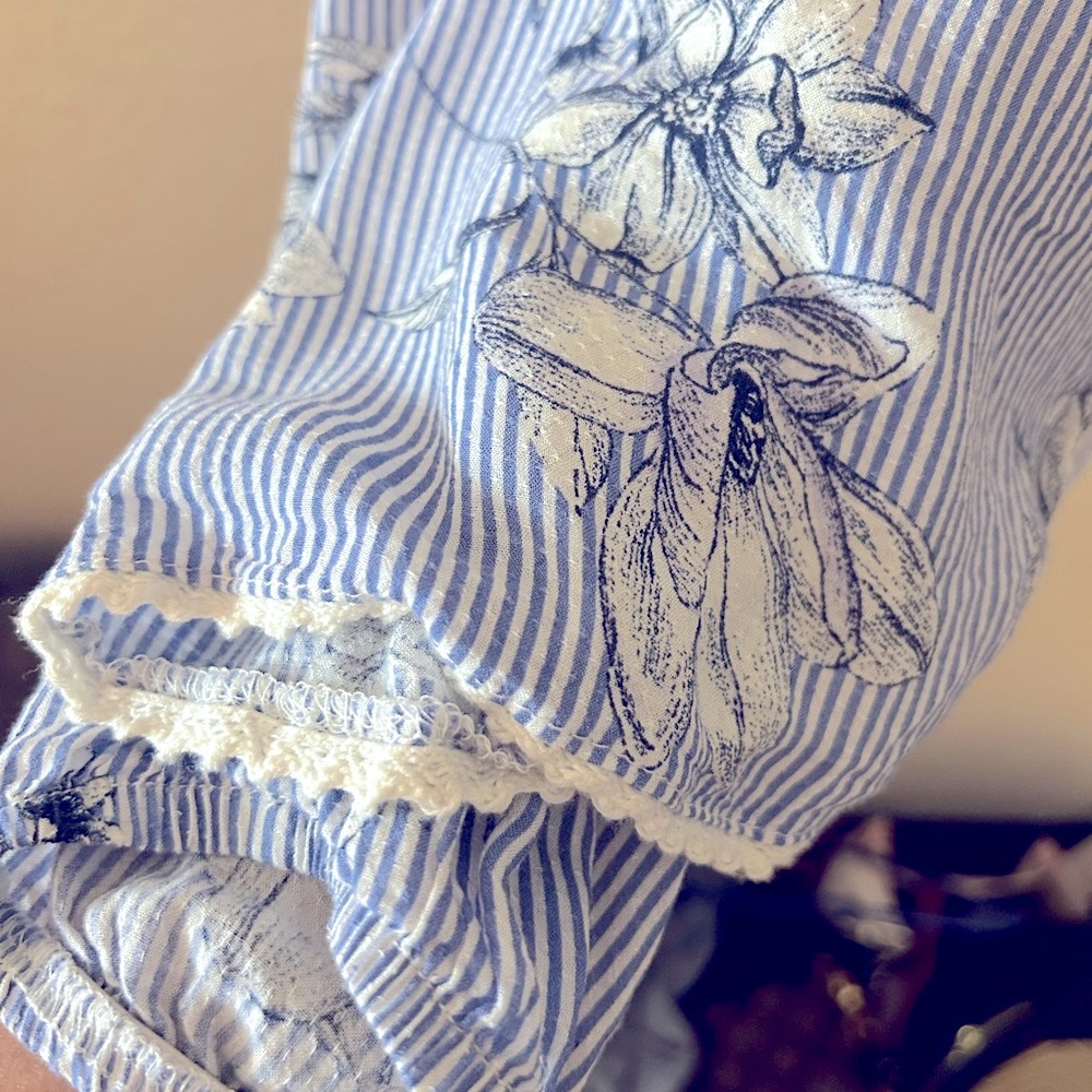 Jolt Gray Ruffled Buttoned Blouse - Picture 4 of 4